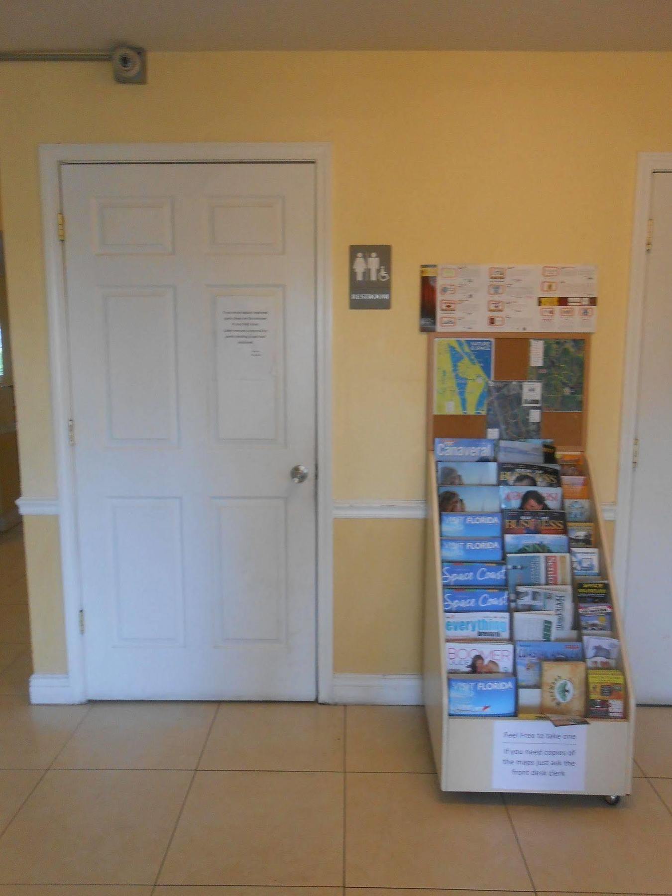 Executive Garden Titusville Hotel エクステリア 写真