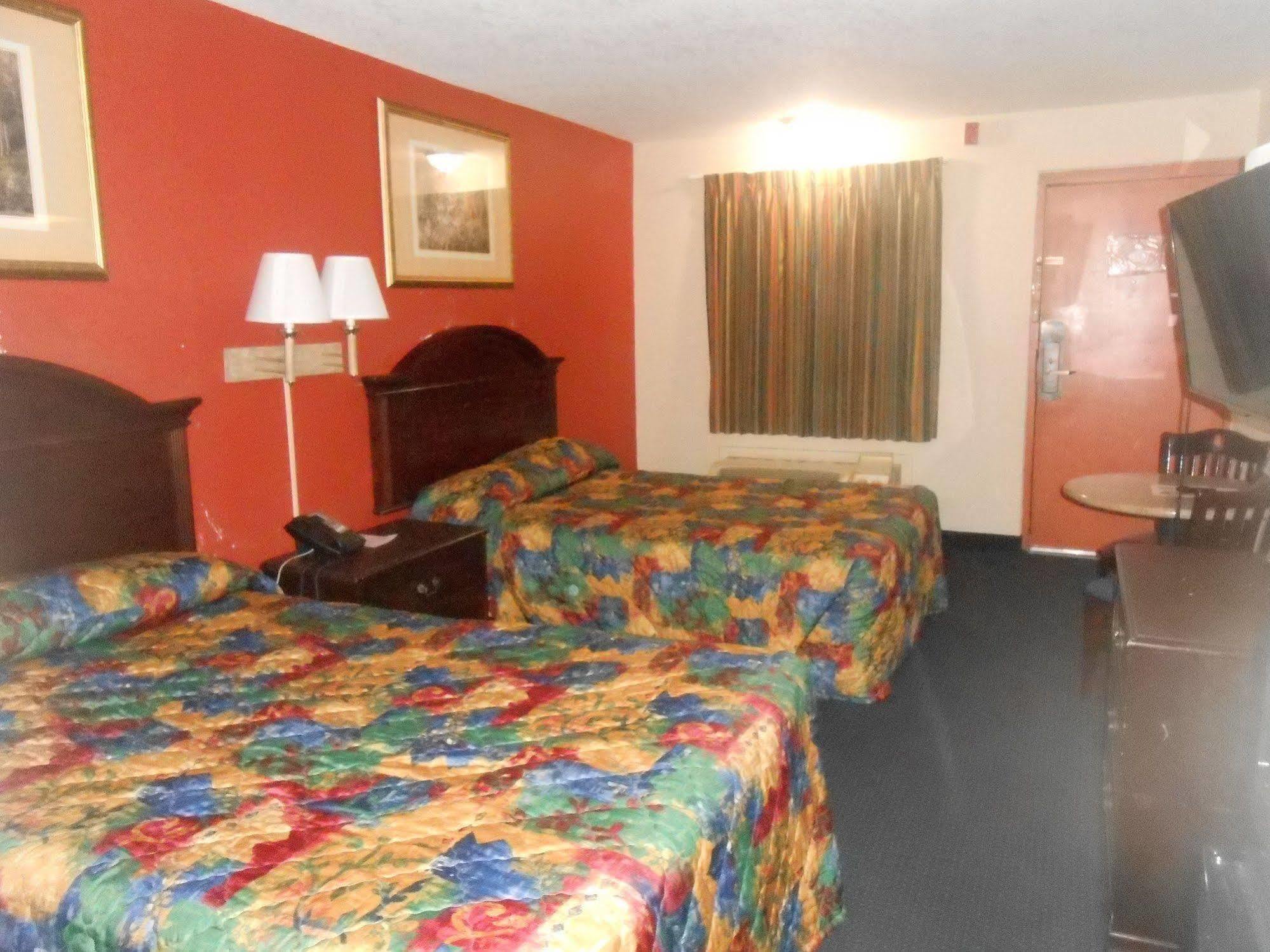 Executive Garden Titusville Hotel エクステリア 写真
