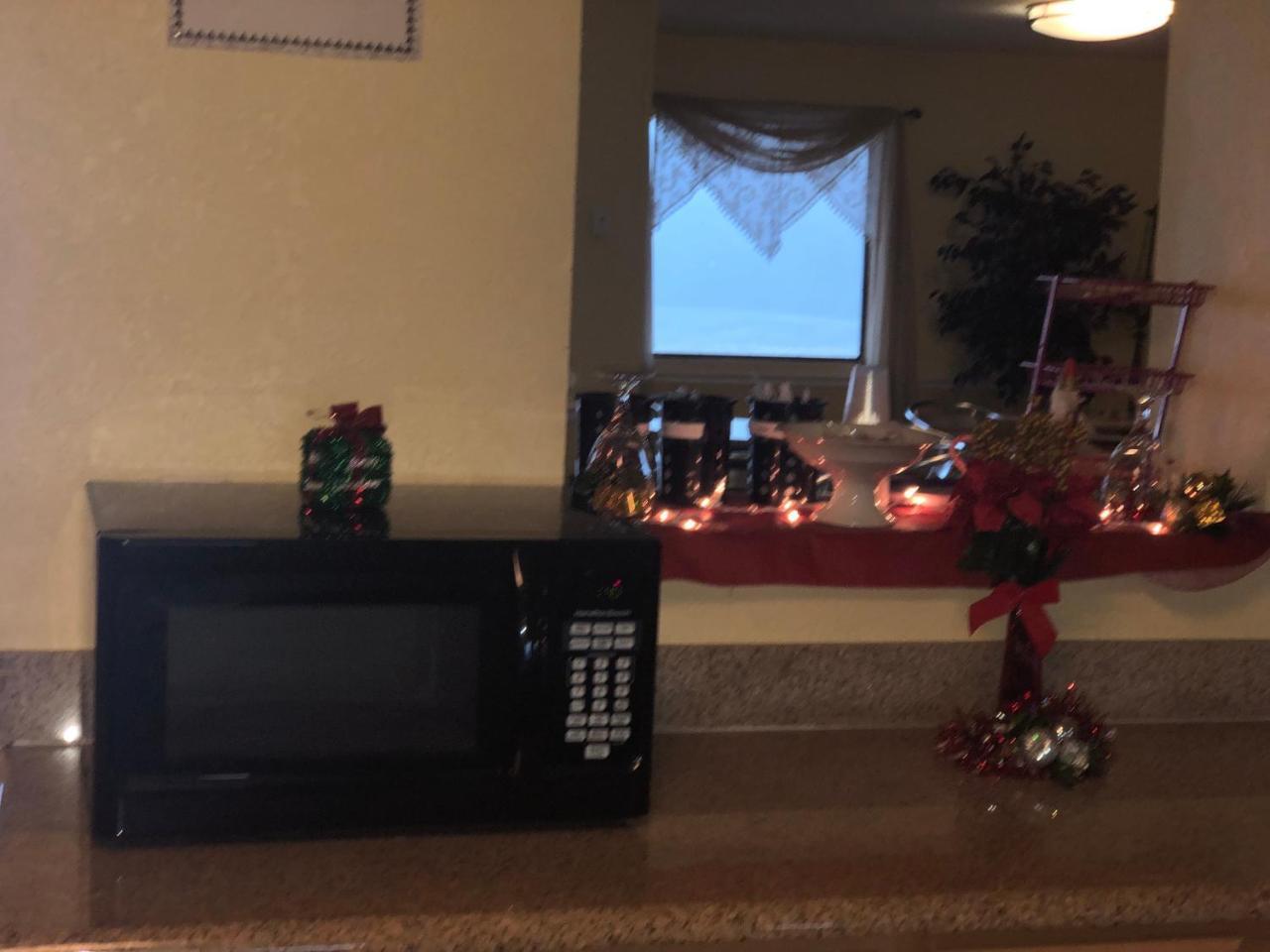 Executive Garden Titusville Hotel エクステリア 写真